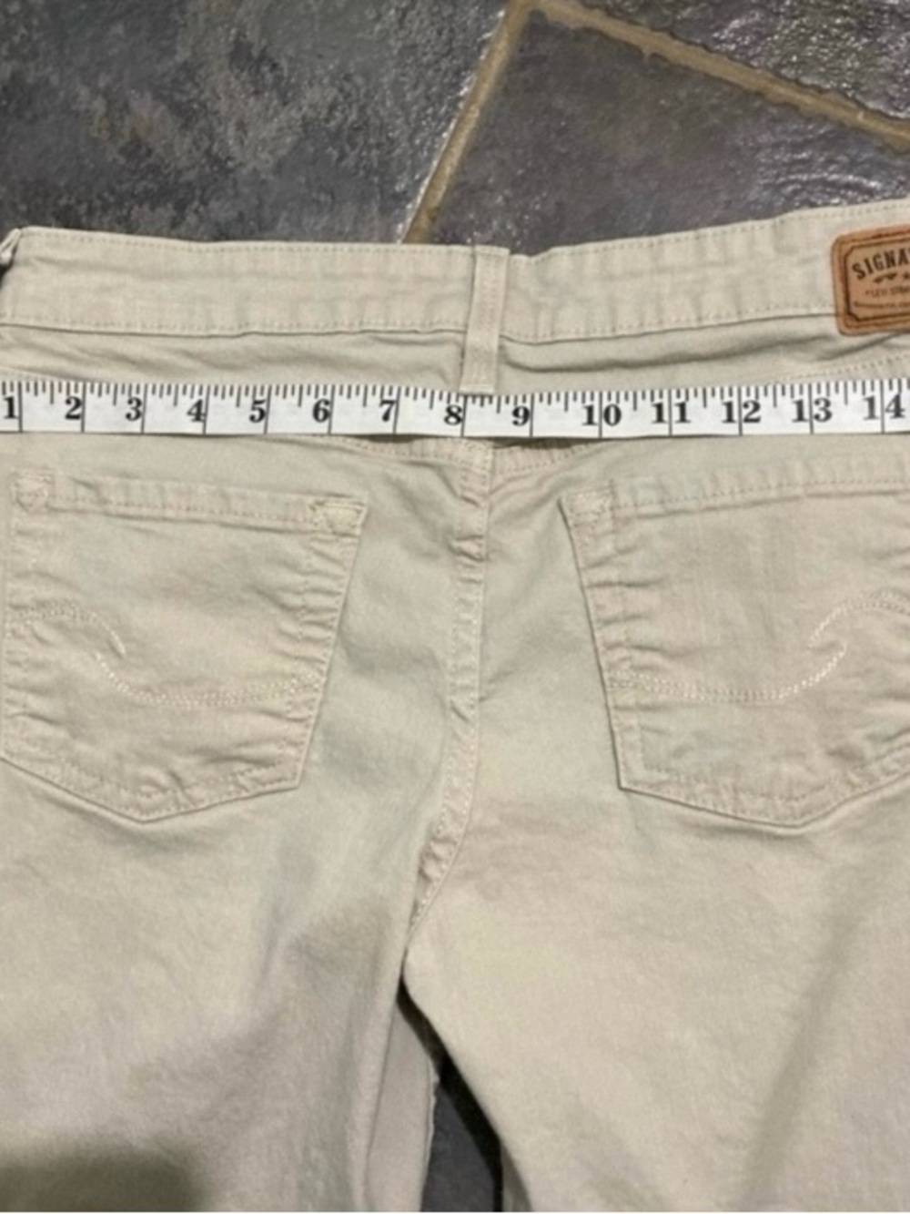 Levi’s Women's Tan Low Rise
Bootcut Jeans size 8 - Picture 10 of 11